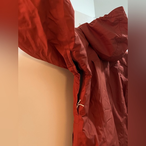 Women’s M - Holden Snowboard/Ski jacket (burnt orange) - Picture 3 of 9